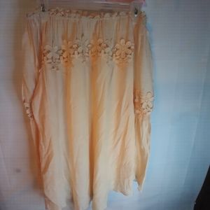 Beautiful peekaboo lace shirt